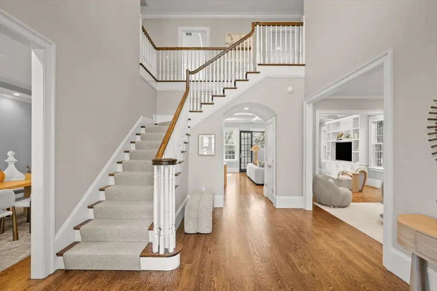 8 Beresford Road, Chestnut Hill, MA 02467 - #2