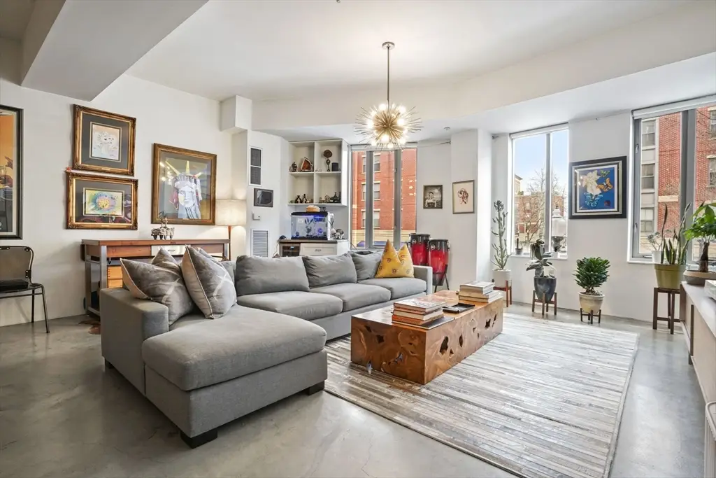 1313 Washington St #215, Boston, MA 02118 - #1