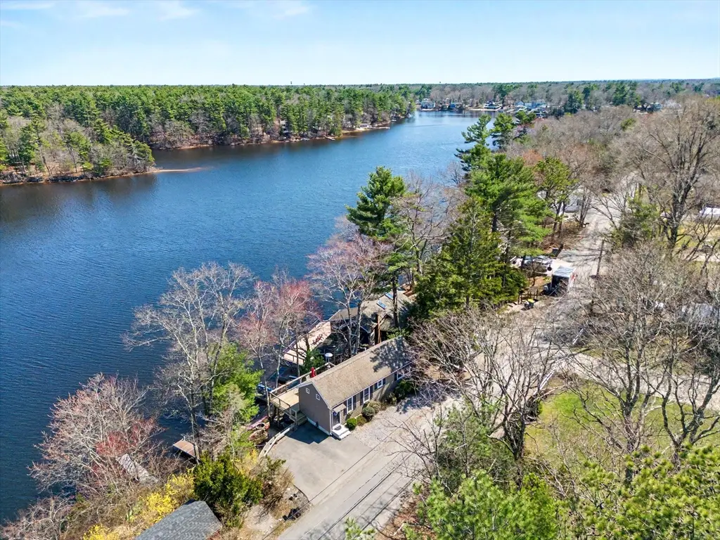 210 Oakridge Ave, North Attleboro, MA 02760 - #1