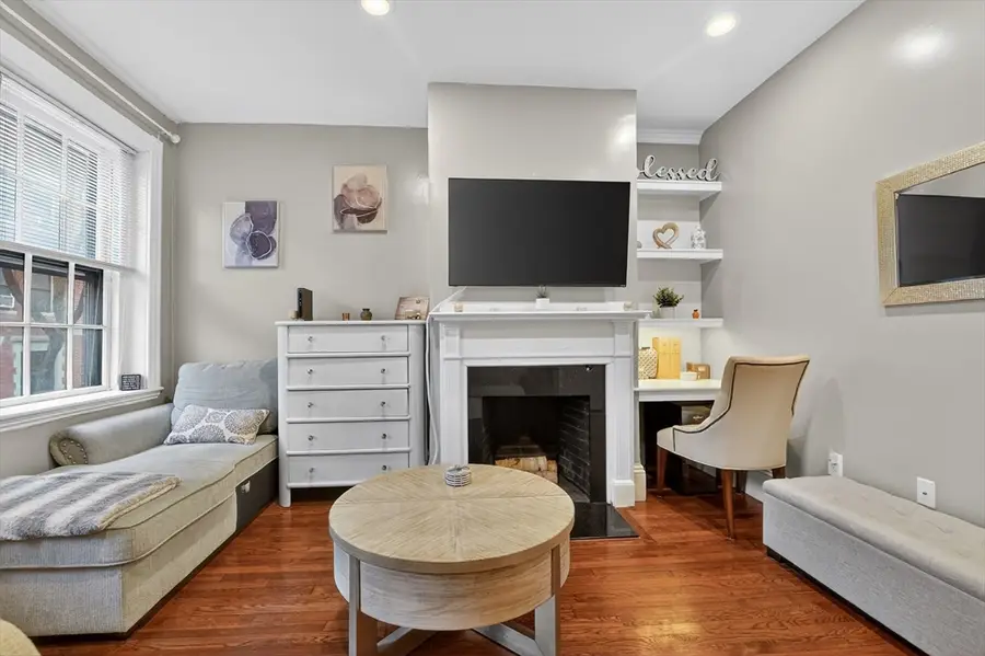 45 Garden St #3, Boston, MA 02114 - #3