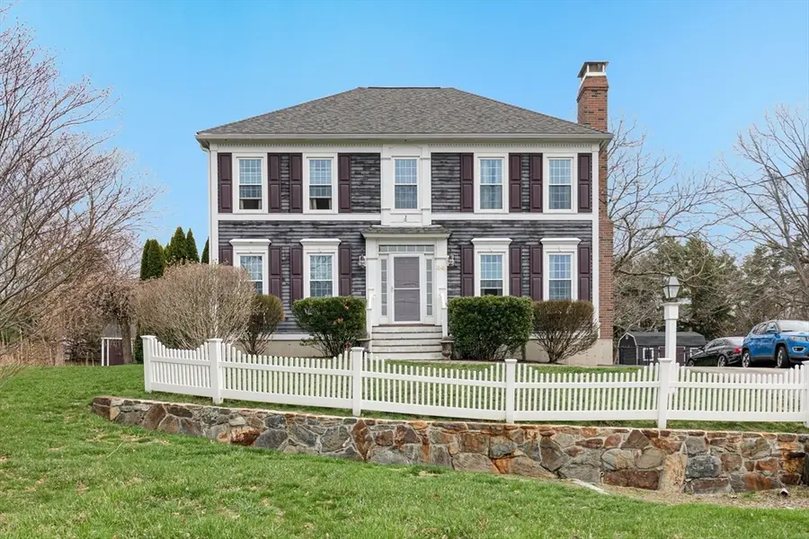 54 Old Merrill St, Amesbury, MA 01913 - #3