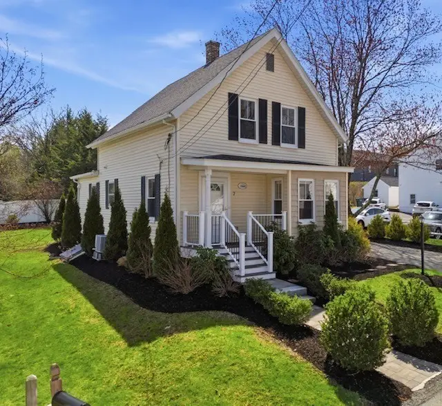7 Cherry St, Southborough, MA 01745 - #1