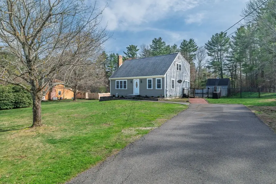 48 Big Rock Ln, Hanson, MA 02341 - #2