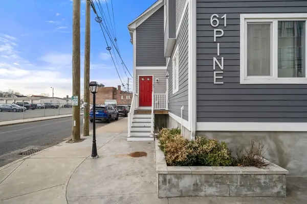 61 Pine St #7, Attleboro, MA 02703