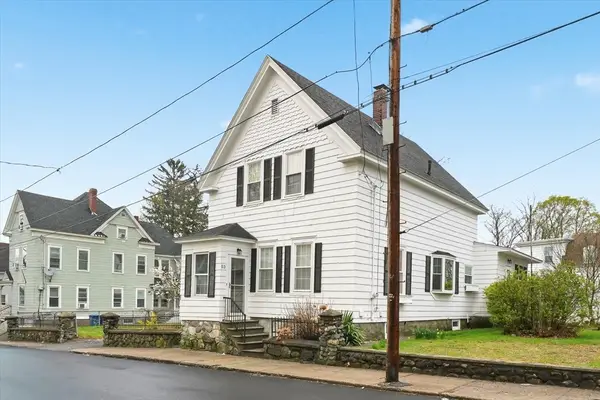 53 Kendall St, Lawrence, MA 01841