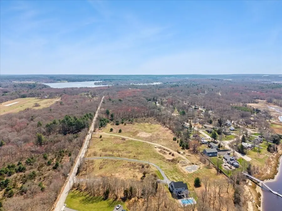 8 Ferry Lane, Berkley, MA 02779 - #2