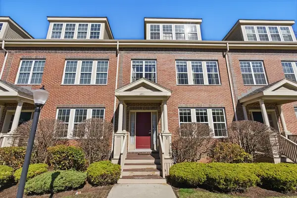 2 Powder Mill Sq #2B, Andover, MA 01810