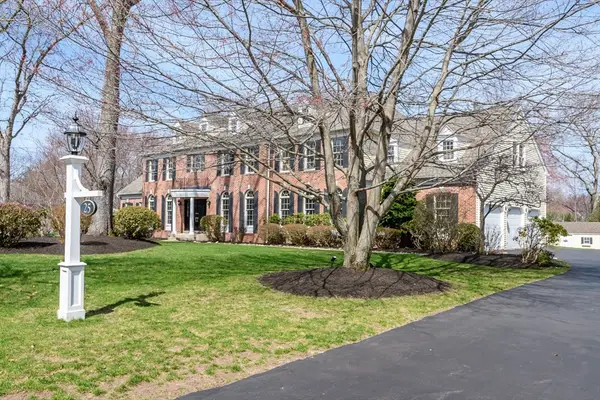 25 Greenwood Rd, Hopkinton, MA 01748