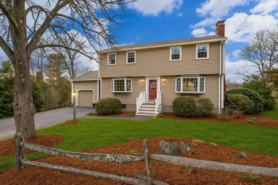 24 Hodgkins Dr, Ipswich, MA 01938 - #3