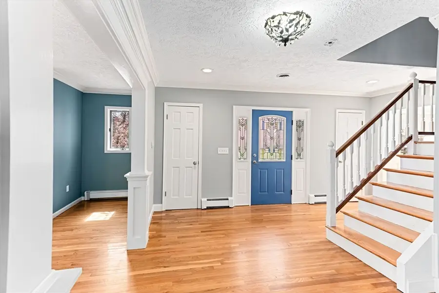 8 Windsor Drive, Foxboro, MA 02035 - #3