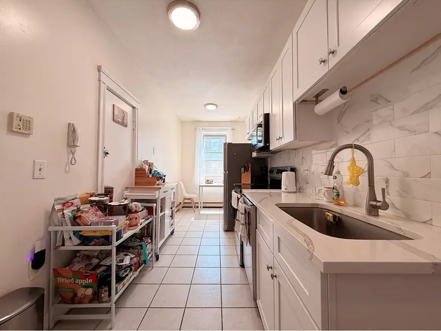 8 Ransom Rd #8, Boston, MA 02135 - #3