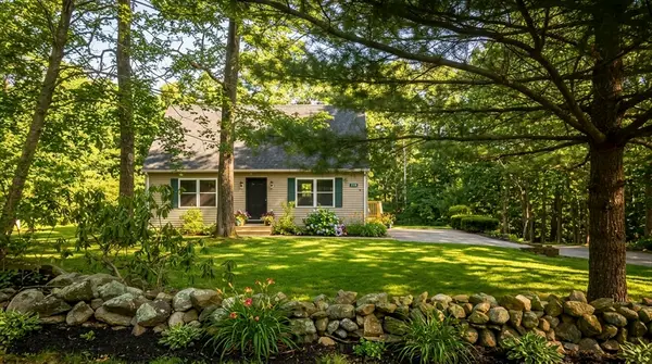 374 Rondeau St, Palmer, MA 01069