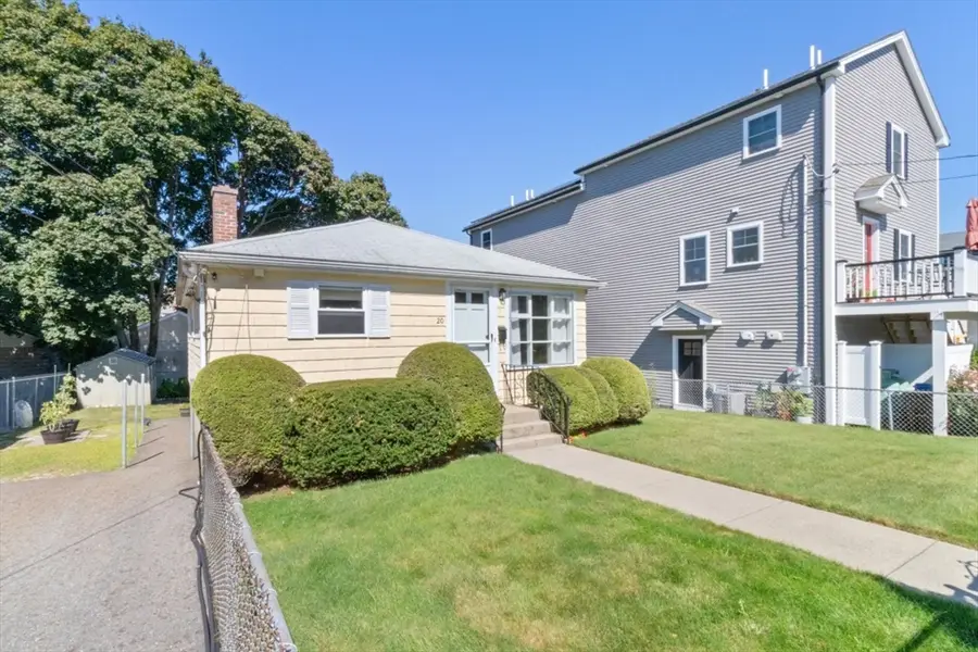 20 Gale St, Waltham, MA 02453 - #2