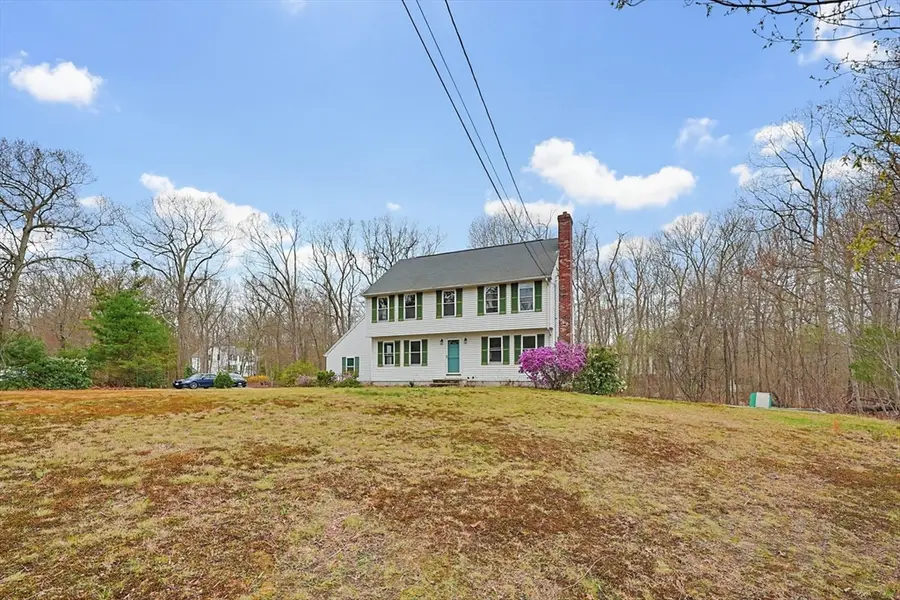 165 East St, Uxbridge, MA 01569 - #2