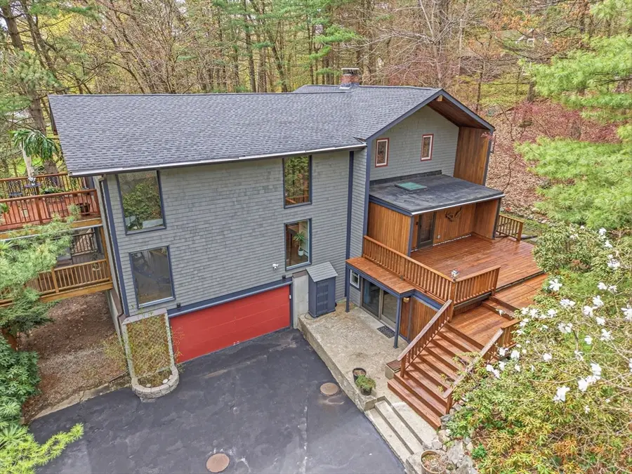 19 Old Road, Weston, MA 02493 - #3