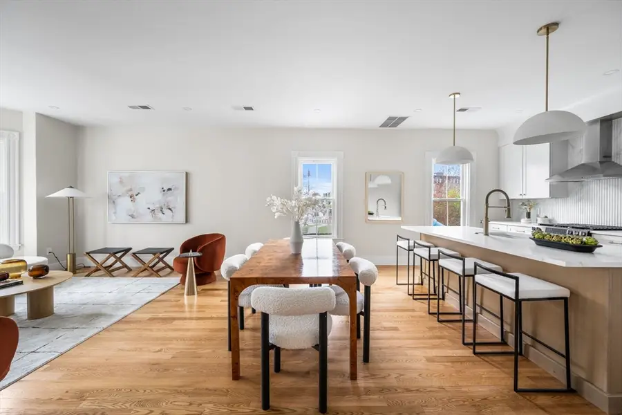 16 Harbor View St #2, Boston, MA 02125 - #2