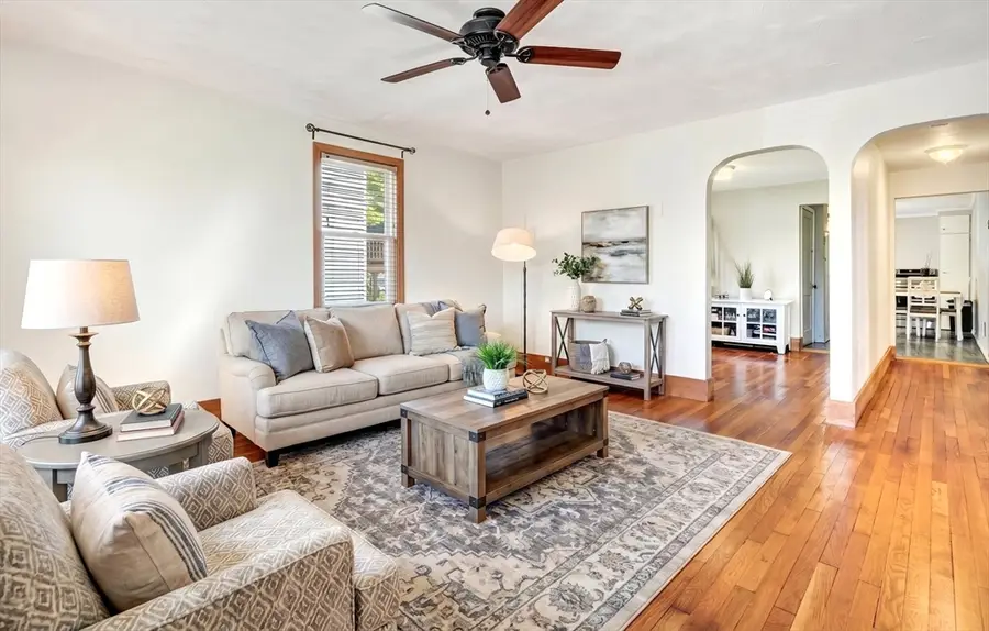 32 Cardington Ave., Billerica, MA 01821 - #3