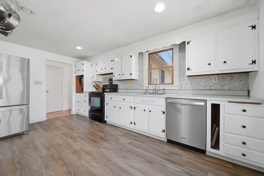 19 Peter Rd, North Reading, MA 01864 - #3