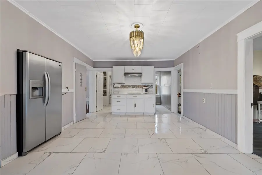 6 Emmanuel St, Webster, MA 01570 - #3