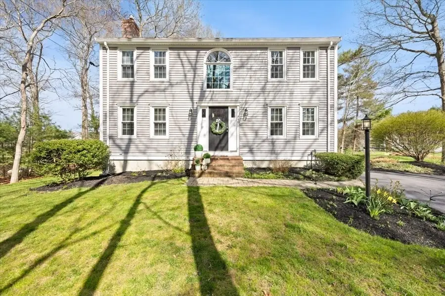 748 Locust St, Raynham, MA 02767 - #2