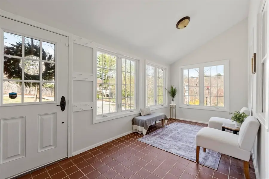 18 Gilman Road, Billerica, MA 01862 - #3