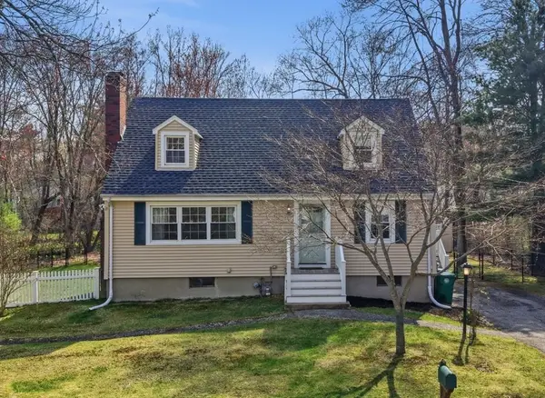 18 Maud Graham Cir, Burlington, MA 01803