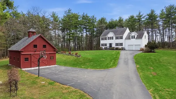 50 Golden Run Rd, Bolton, MA 01740