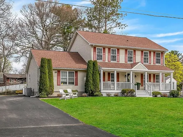 2 Phaneuf St, Middleton, MA 01949