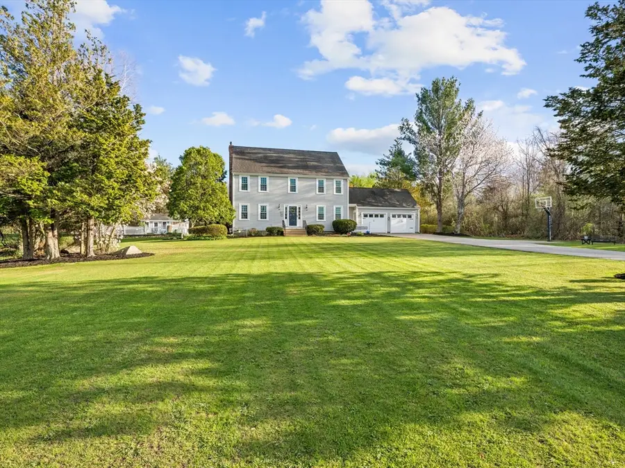 387 West Main St, Millbury, MA 01527 - #3