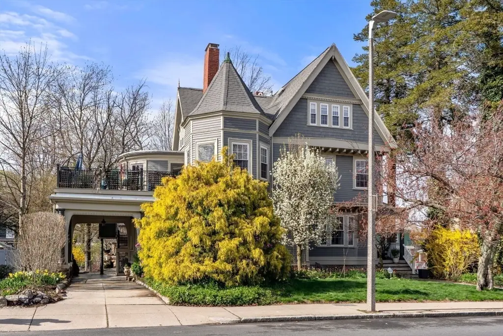 110 Melville Ave #1, Boston, MA 02124 - #1