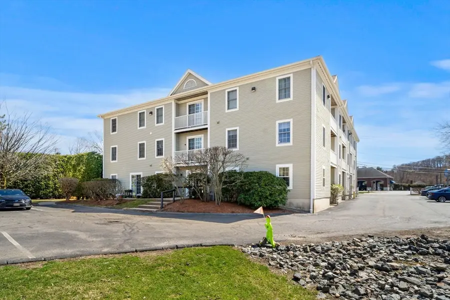 234 Water St #205, Wakefield, MA 01880 - #3