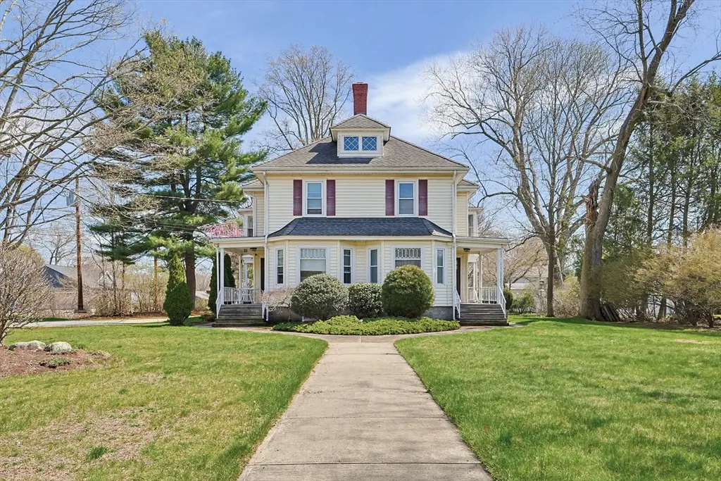 319 Central Ave, Seekonk, MA 02771 - #1