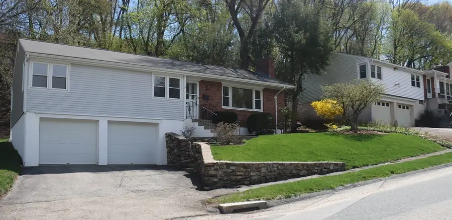 31 Sun Valley Dr, Worcester, MA 01609 - #2