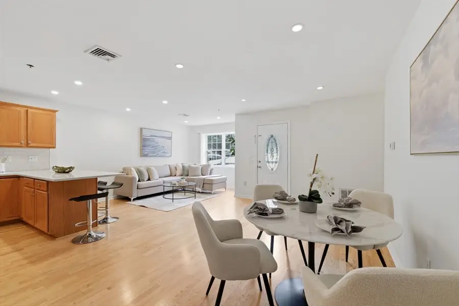 1 Eagle Dr #1, Tewksbury, MA 01876 - #3