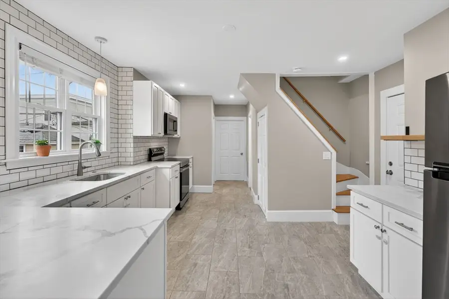 49 Essex St #2L, Salem, MA 01970 - #2