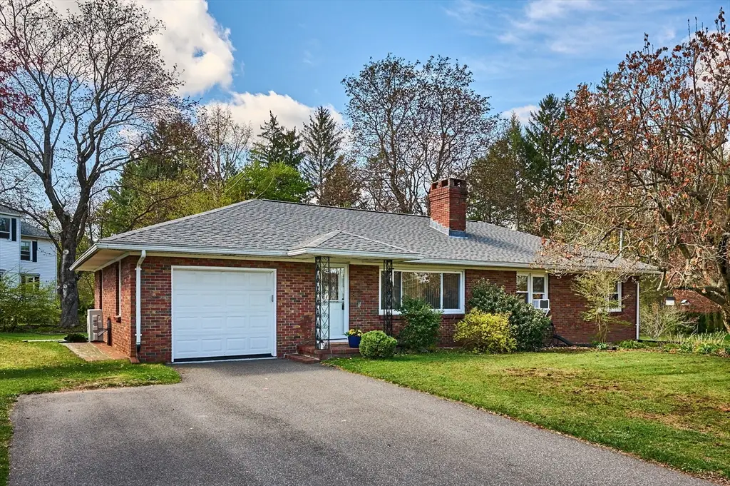 10 First Ave, Easthampton, MA 01027 - #1