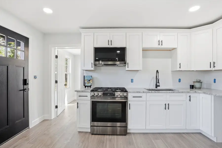 357 Wareham St, Middleboro, MA 02346 - #2