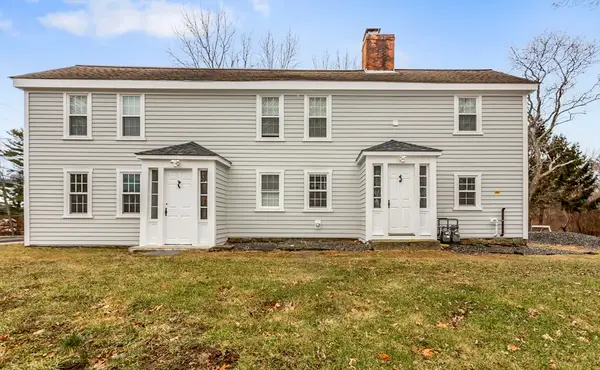 101 Old Westport Rd, Dartmouth, MA 02747