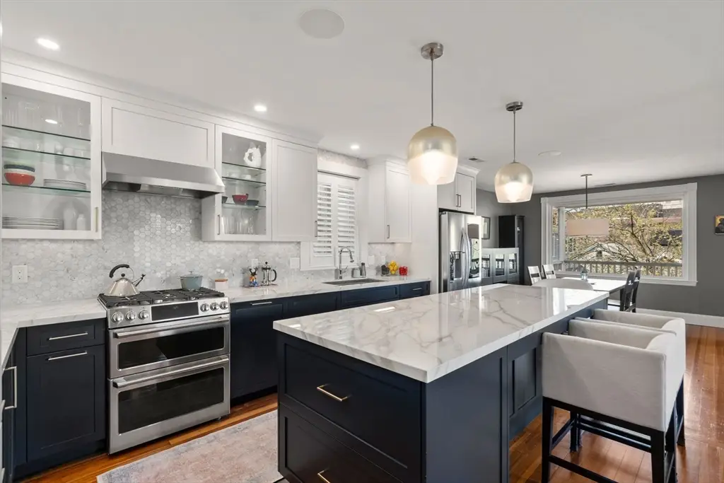 118 Kinnaird St #3, Cambridge, MA 02139 - #1