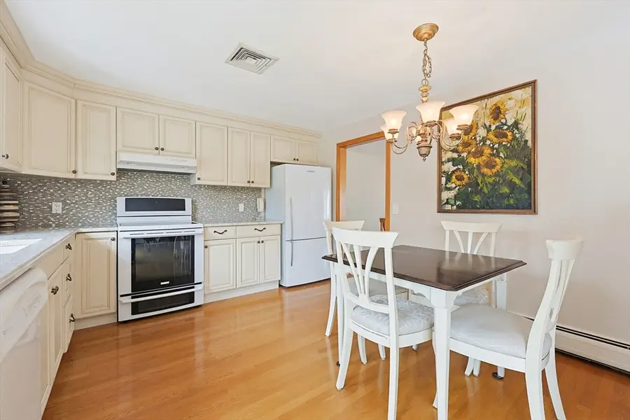 71 Case Dr, Revere, MA 02151 - #3