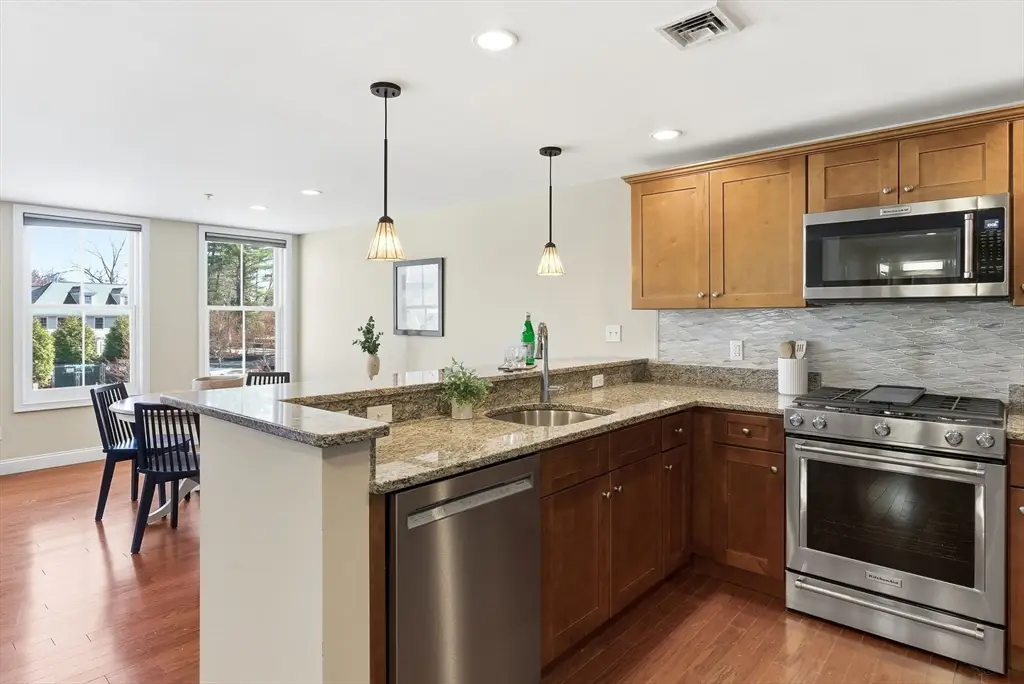 70 Great Rd #G, Bedford, MA 01730 - #1