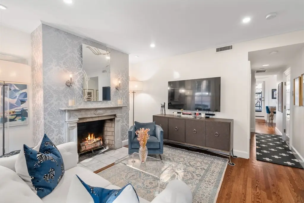 58 Temple Street #3, Boston, MA 02114 - #1