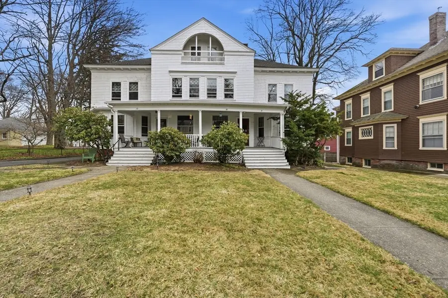 8 Westland St, Worcester, MA 01602 - #2