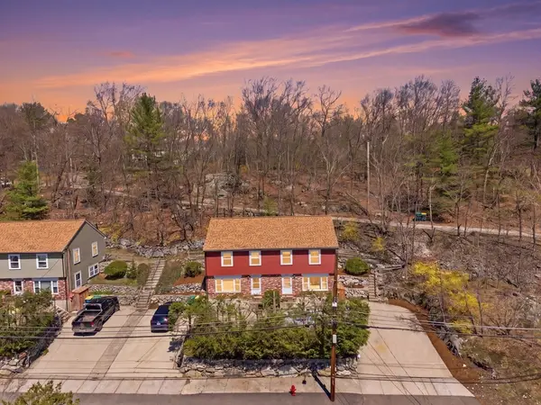 35 Mountain St #35, Woburn, MA 01801