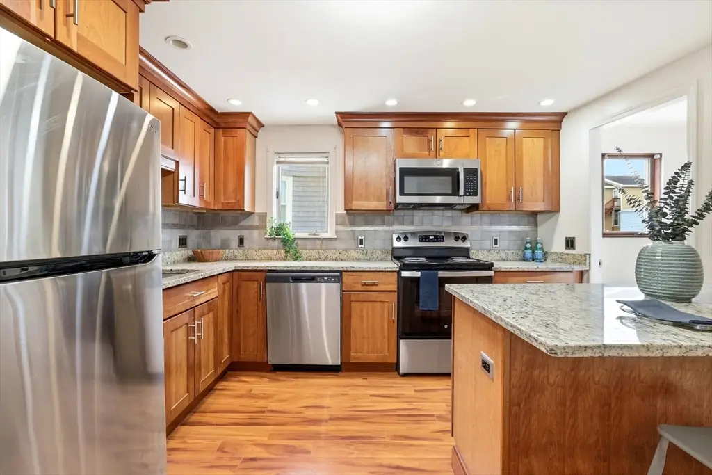 77 Swan St, Everett, MA 02149 - #1