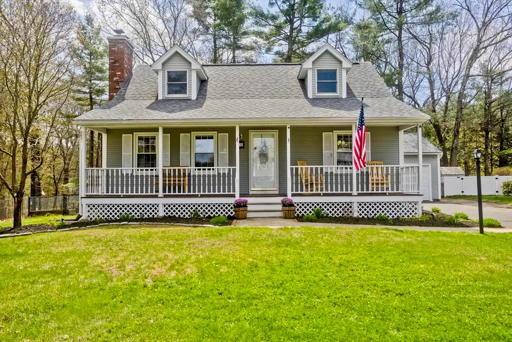 16 Cranberry Dr, Holyoke, MA 01040 - #1