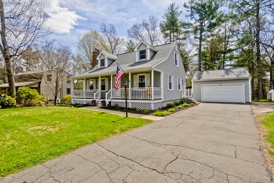 16 Cranberry Dr, Holyoke, MA 01040 - #2