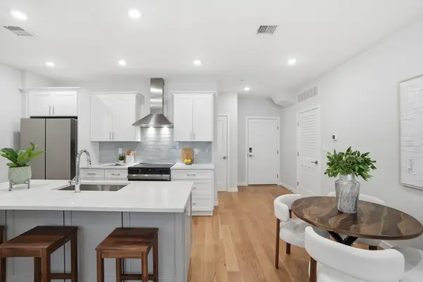 267 Old Colony #312, Boston, MA 02127