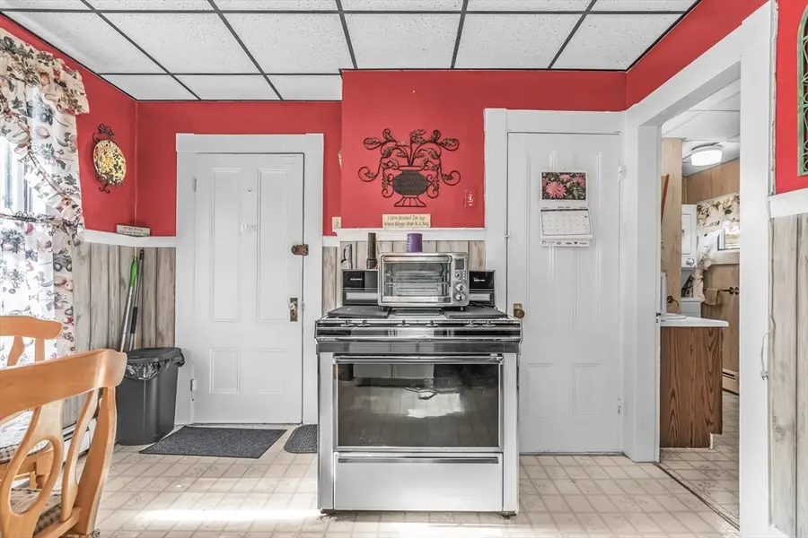 923-925 Essex St, Lawrence, MA 01841 - #3