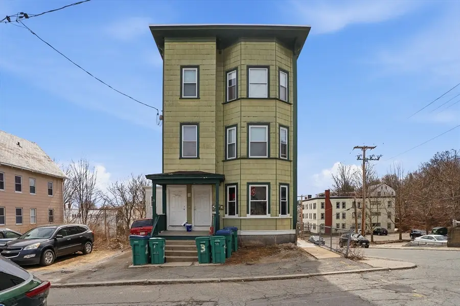 26-28 Wood St, Fitchburg, MA 01420 - #3